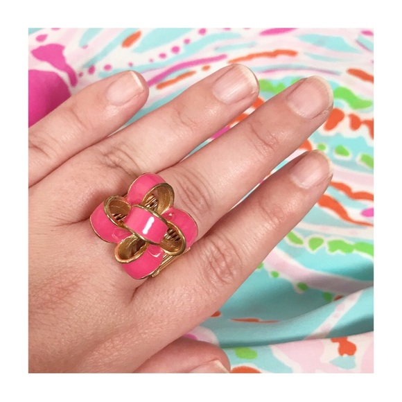 Lilly Pulitzer Jewelry - Lilly Pulitzer Pink Bow Ring